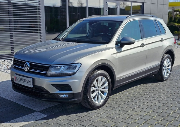 Volkswagen Tiguan cena 62000 przebieg: 227947, rok produkcji 2017 z Międzybórz małe 704